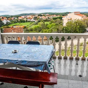 3* Vendégház Veli Vrh